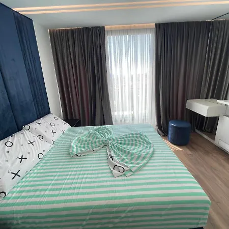 Perla Luxury Penthouse Lejlighed Tirana