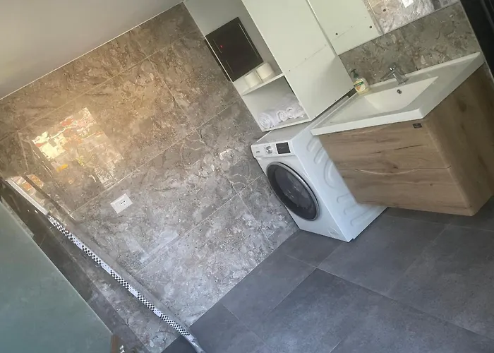 Perla Luxury Penthouse * Tirana