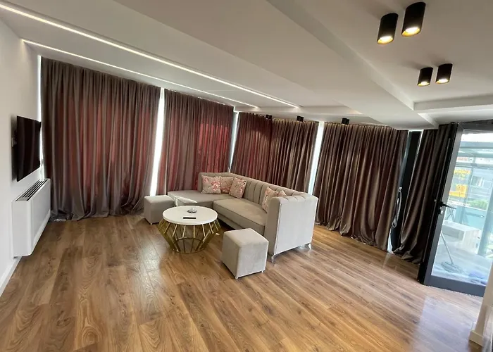 公寓 Perla Luxury Penthouse 地拉那